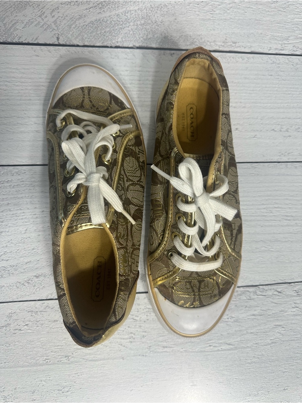 Coach Gold Signature Low-Top Sneakers with White Accents - Picture 3 of 3